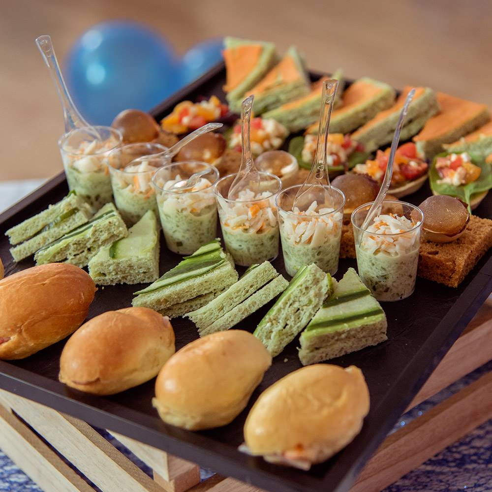 Buffet salé 1 Traiteur avec buffet salé pour entreprises